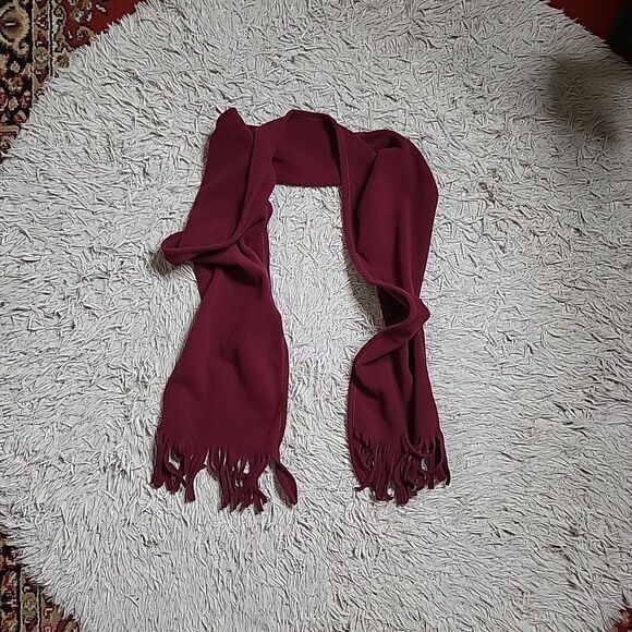 Burgundy Red Fleece Scarf Winter Fall Accessory Basics Classic Gorpcore Ski with - Picture 1 of 16